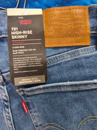 Jeans skinny strappati 721 levi's