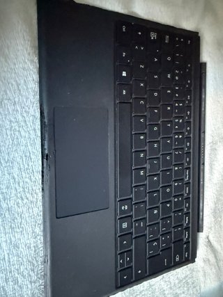 Microsoft Surface Pro 7 con Dock y Cargador