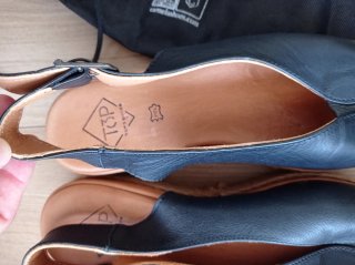 Sandalias Carmela Piel Negra Plataforma Talla 37