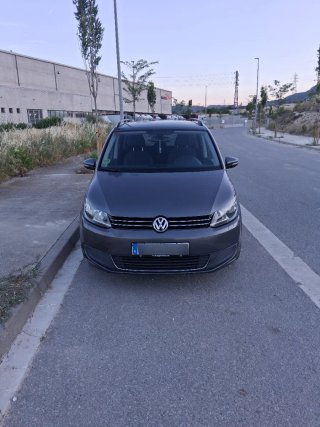 Volkswagen Touran 2011
