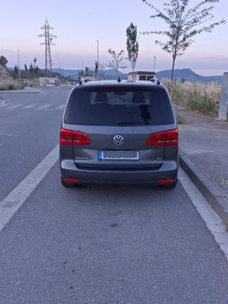 Volkswagen Touran 2011