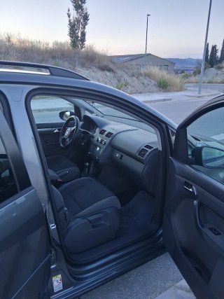 Volkswagen Touran 2011