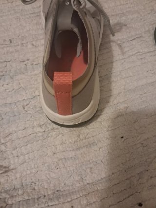 Zapatillas deportivas Oysho grises y rosas talla36
