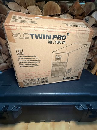 Vendo SAI Salicru SLC Twin Pro 700