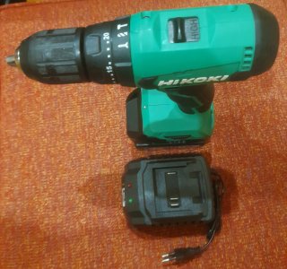 Taladro Atornillador y Percutor 18v. ( HIKOKI )