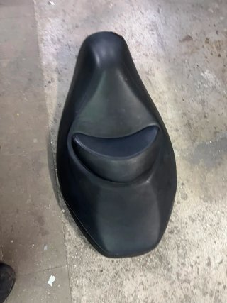 Asiento Suzuki Burgman 125 200