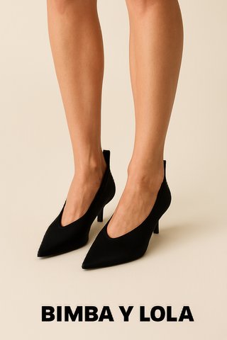 Zapatos kitten Bimba y Lola tacón negro elegantes