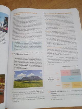 Libro Economía 1 Bachillerato Revuela SM