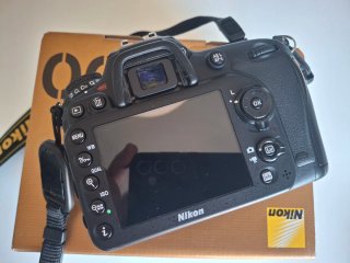 Cámara Nikon D7200 Negra + Accesorios