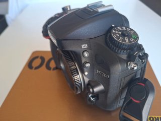 Cámara Nikon D7200 Negra + Accesorios