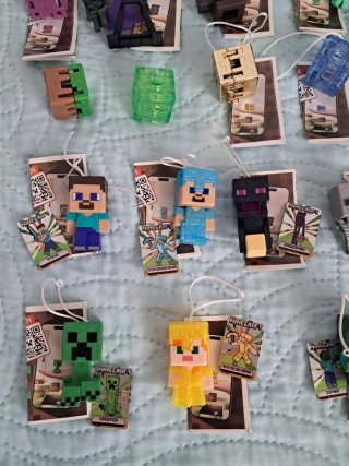 Colección Minecraft Kinder Joy Figuras