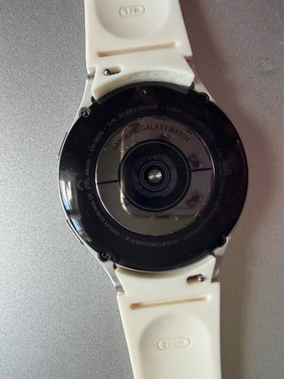 Samsung Galaxy Watch 4 gris/