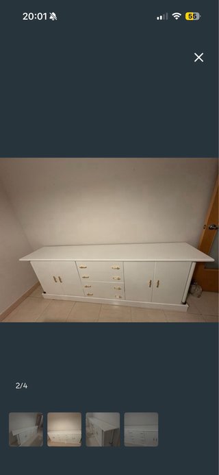 Buffet blanco y dorado madera