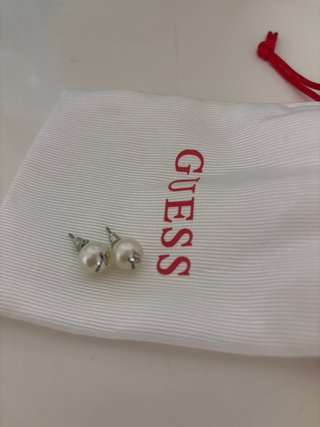 Pendientes Guess Perla