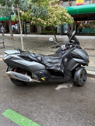 Peugeot Metropolis 400 GT Gris