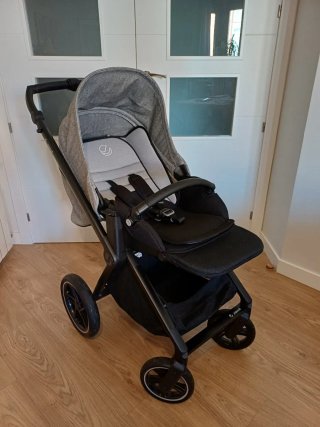 Carrito Jané Muum Pro con capazo y silla