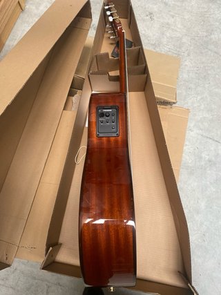Guitarra Admira malaga ECF De tienda en liquidacio