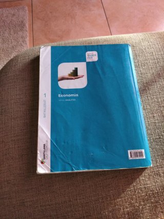 Economia, 1 Batxillerat