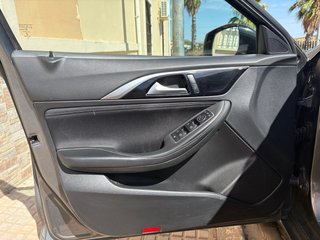 Infiniti Q30 2017 (COMO NUEVO)