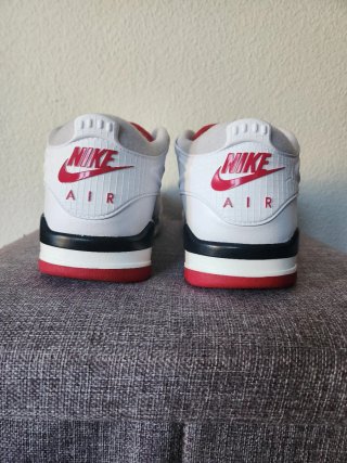 Zapatillas Jordan Air 4 RM Talla 45.5