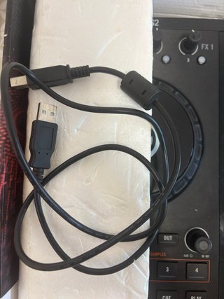 Controladora DJ Traktor Kontrol S2