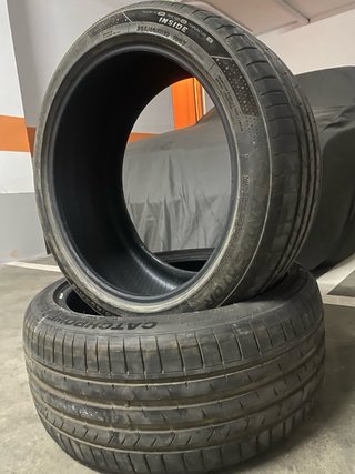 Neumáticos 255/40/19