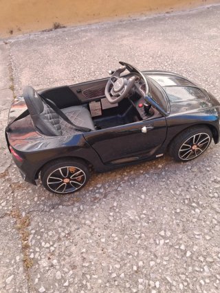 Coche eléctrico Bentley juguete