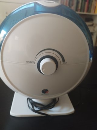 Humidificador Astrum Blanco y Azul