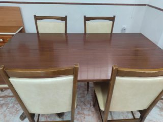 Mesa comedor madera y 6 sillas