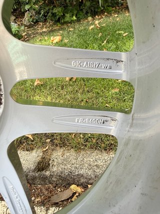 Juego 4 Llantas Originales Porsche con Neumáticos