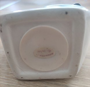Porta monete in ceramica MAFALDA su Luna