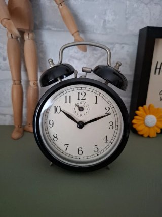 Reloj Despertador Vintage Ikea Negro