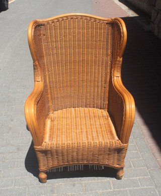 Sillón grande de mimbre
