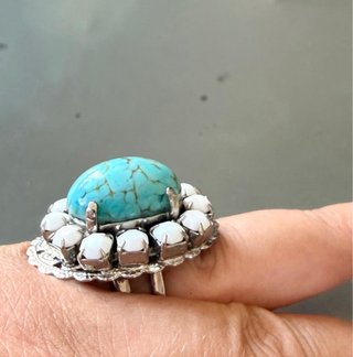 Anello vintage cabochon celeste e strass