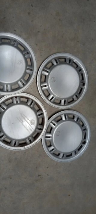Tapacubos VW California T4 (4 unidades)