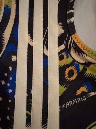 Vestido Farm Rio x Adidas Mariposa
