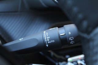 Peugeot 208 Allure Gasolina 100 SS 6 Vel. MAN (2025)