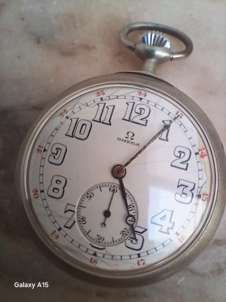 Reloj de bolsillo Omega antiguo