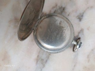 Reloj de bolsillo Omega antiguo