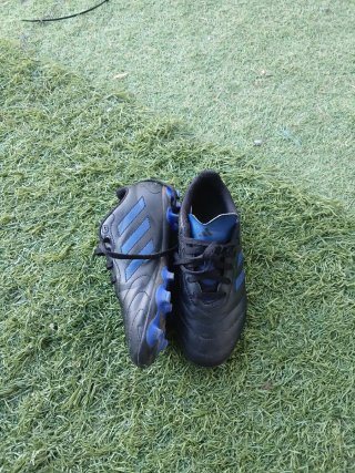 Botas de fútbol niño Talla 33