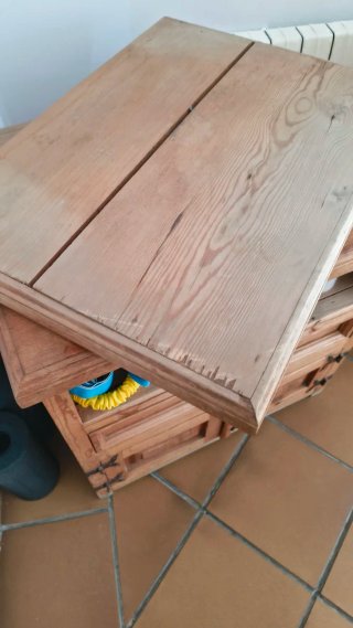 Mueble TV madera estilo colonial