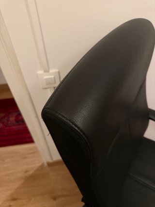 Silla giratoria Millberget Negra