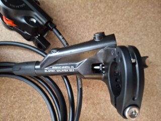 FRENO TRASERO SHIMANO MT501