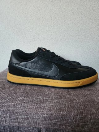 Nike SB FC Classic Hombre Talla 40