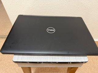 Portátil Dell Latitude 5580 Negro