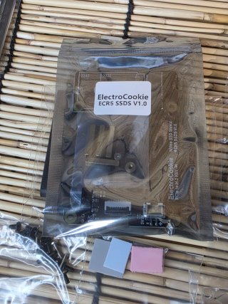 ElectroCookie Mini PC Case Raspberry Pi 5 Negro