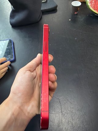 iPhone 13 Rojo - Batería Nueva