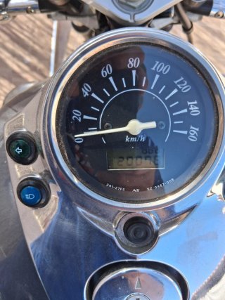 Suzuki Intruder Plata