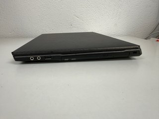 Portátil Intel i3 8GB RAM 120GB SSD