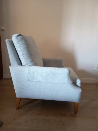 Butaca azul verdoso tela y madera